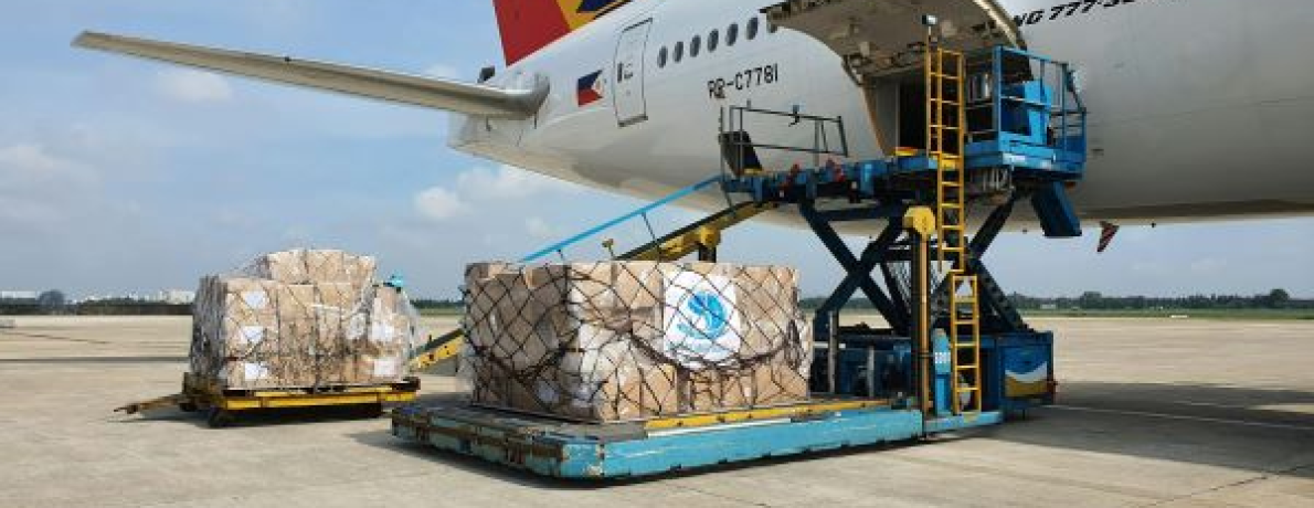 Vận chuyển đường hàng không